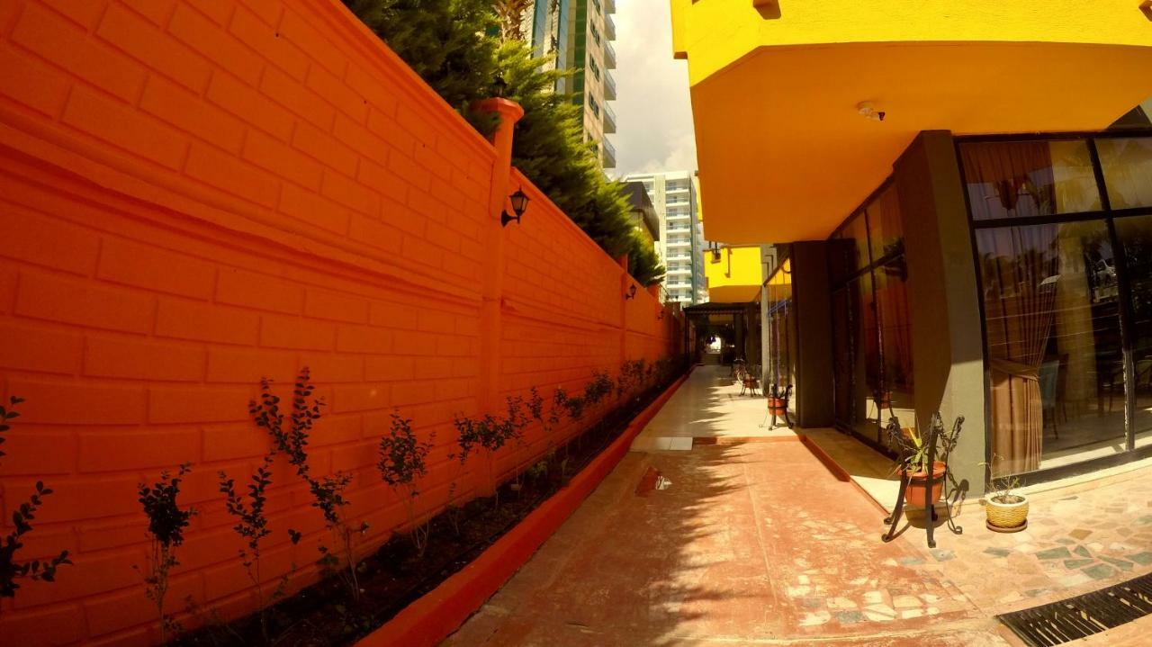 Flamingo Beach & Suite Mahmutlar Esterno foto