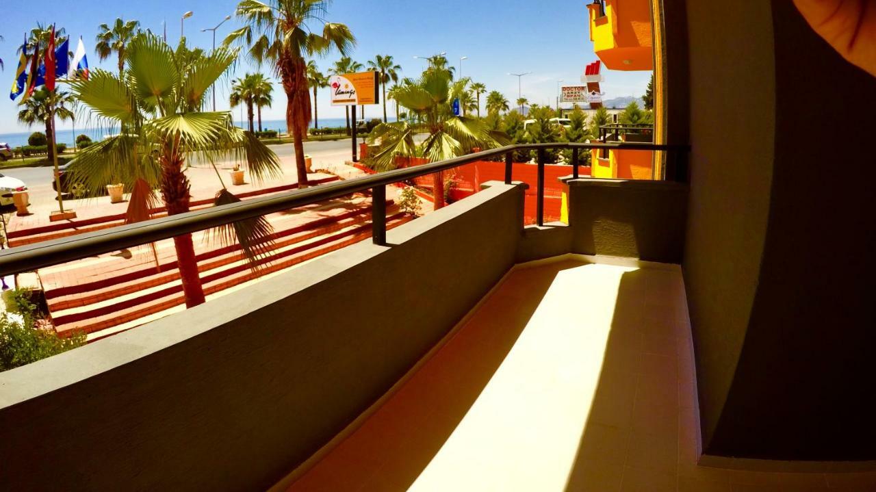 Flamingo Beach & Suite Mahmutlar Esterno foto