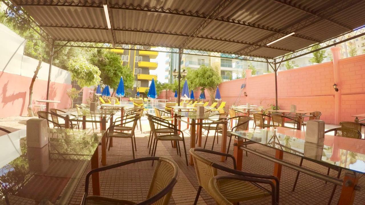 Flamingo Beach & Suite Mahmutlar Esterno foto